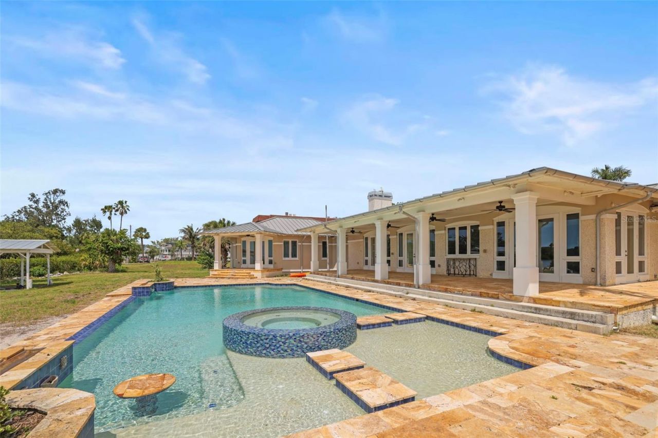 1721 Gulf Road, Tarpon Springs, FL 34689 Photo