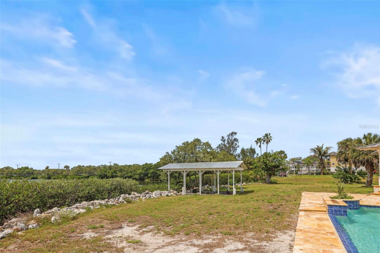 1721 Gulf Road, Tarpon Springs, FL 34689 Photo