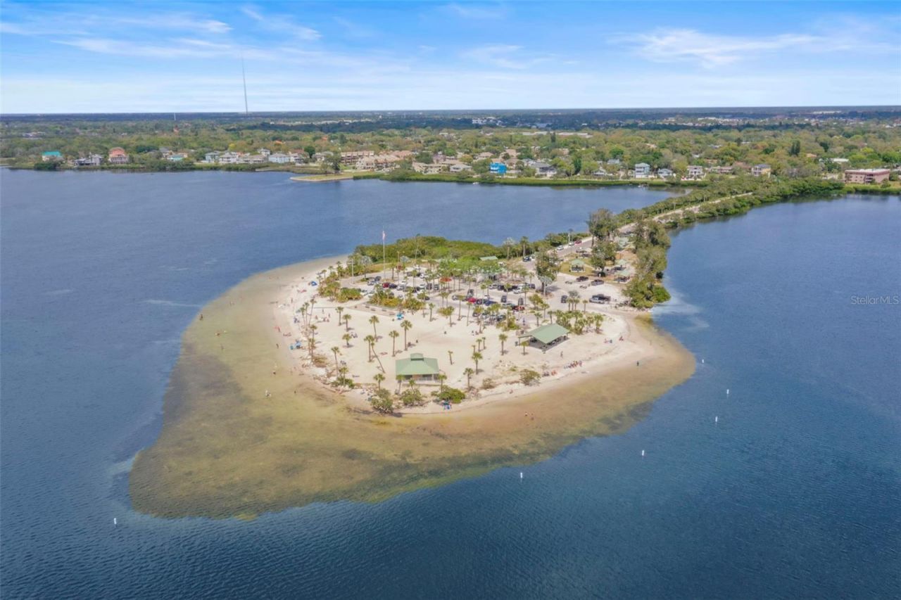1721 Gulf Road, Tarpon Springs, FL 34689 Photo