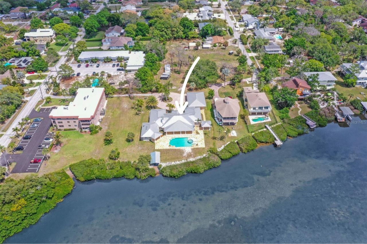 1721 Gulf Road, Tarpon Springs, FL 34689 Photo
