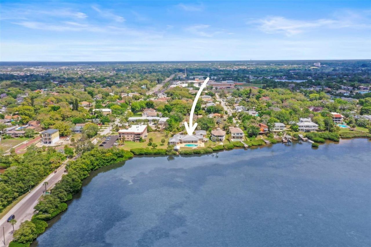 1721 Gulf Road, Tarpon Springs, FL 34689 Photo