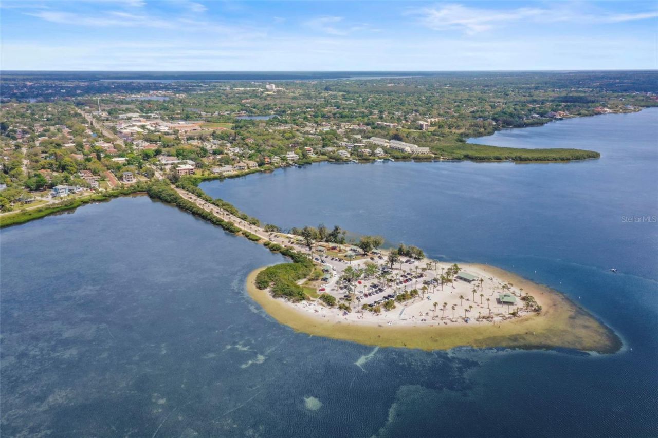 1721 Gulf Road, Tarpon Springs, FL 34689 Photo