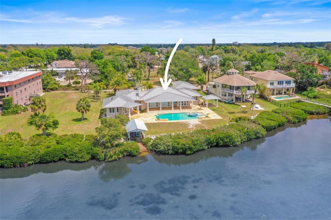 1721 Gulf Road, Tarpon Springs, FL 34689 Photo