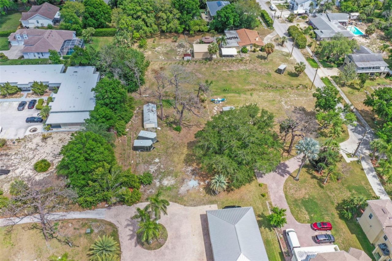 1721 Gulf Road, Tarpon Springs, FL 34689 Photo
