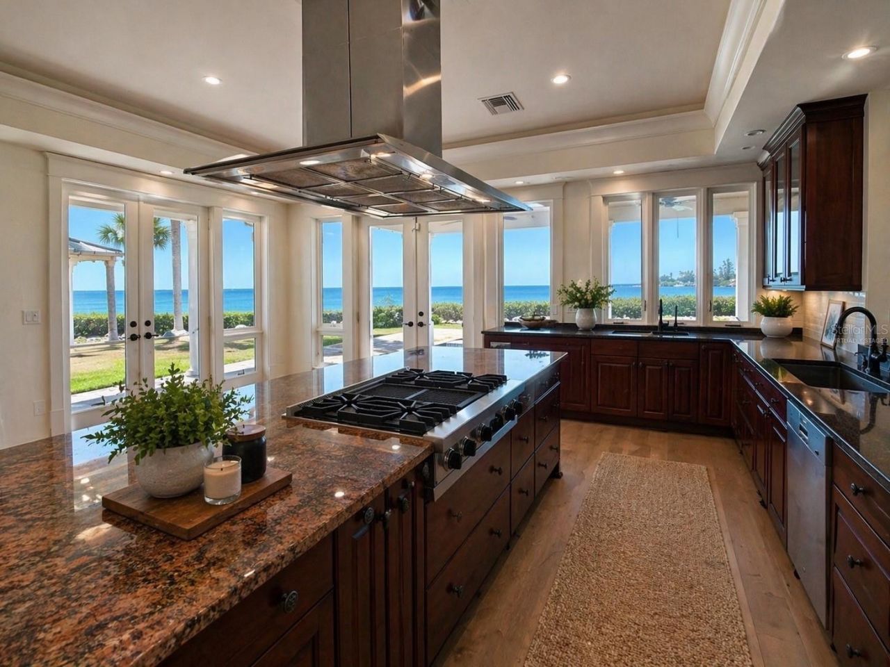 1721 Gulf Road, Tarpon Springs, FL 34689 Photo