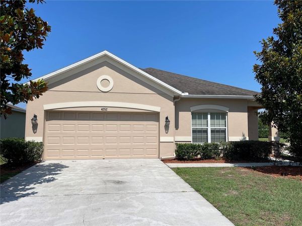 4252 HAWKSLEY PLACE , WESLEY CHAPEL, FL 33545