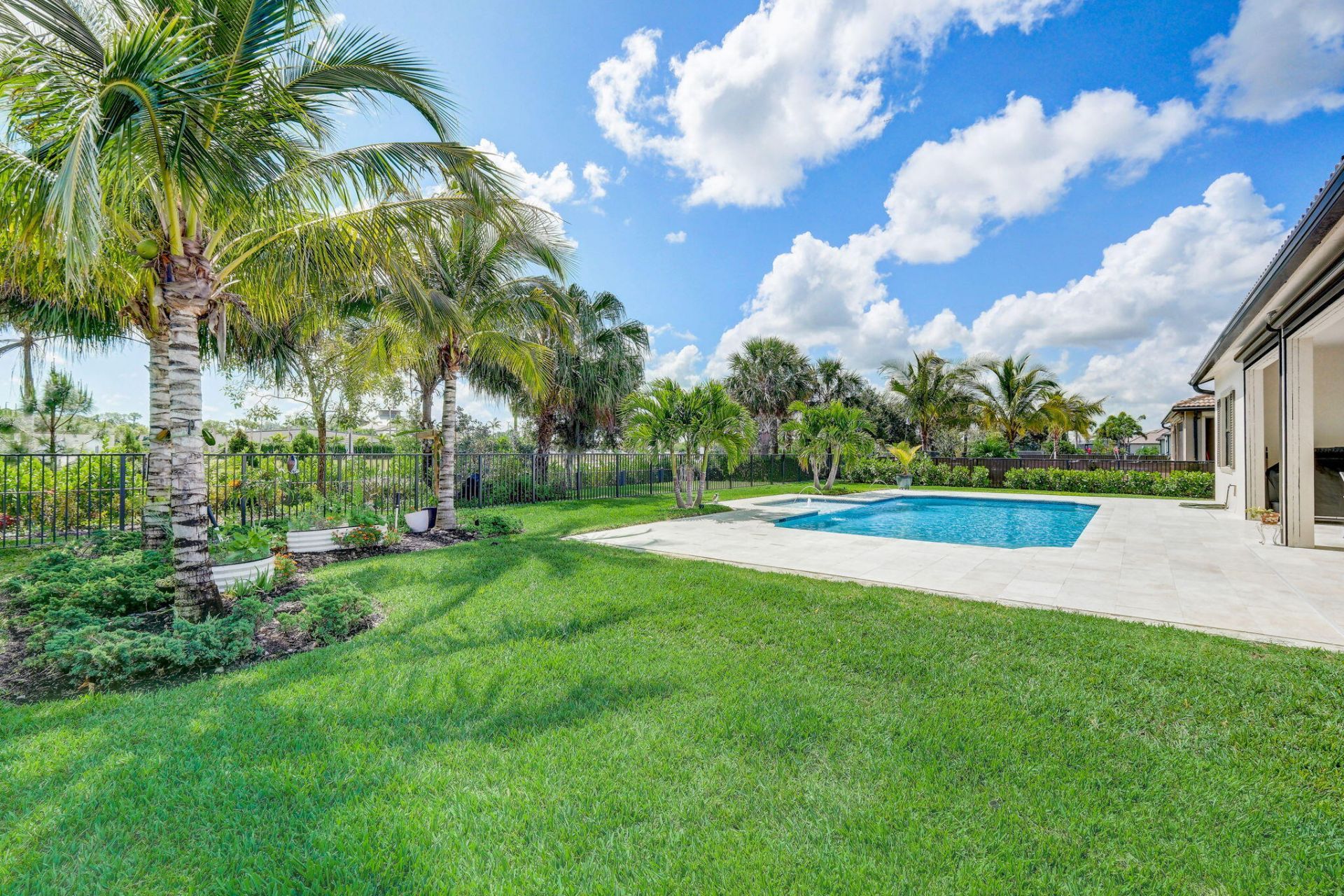 9234 Balsamo Drive, Palm Beach Gardens, FL 33412 Photo