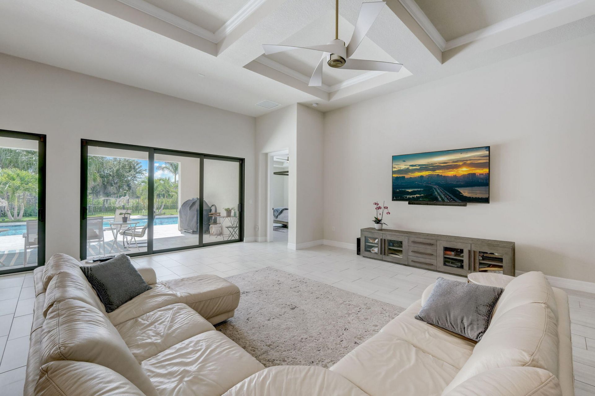 9234 Balsamo Drive, Palm Beach Gardens, FL 33412 Photo