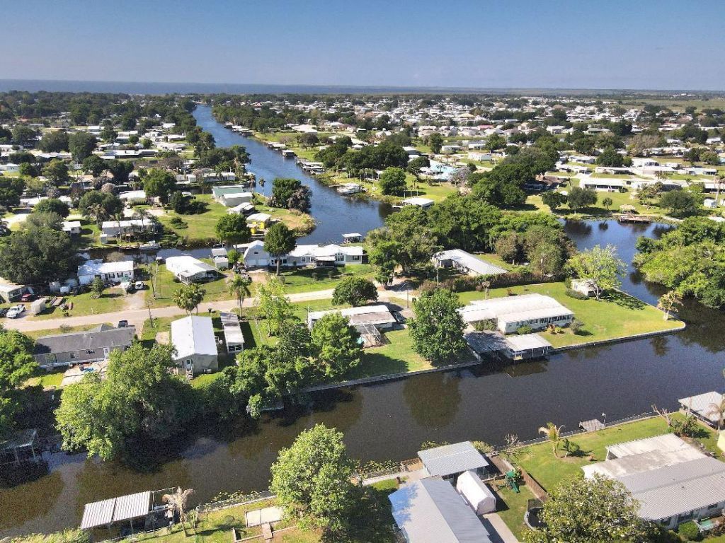 2828 SE 21st Court, Okeechobee, FL 34974 Photo