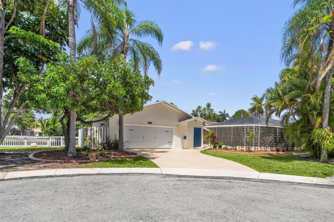 2649 Scott St , Hollywood, FL 33020 Photo
