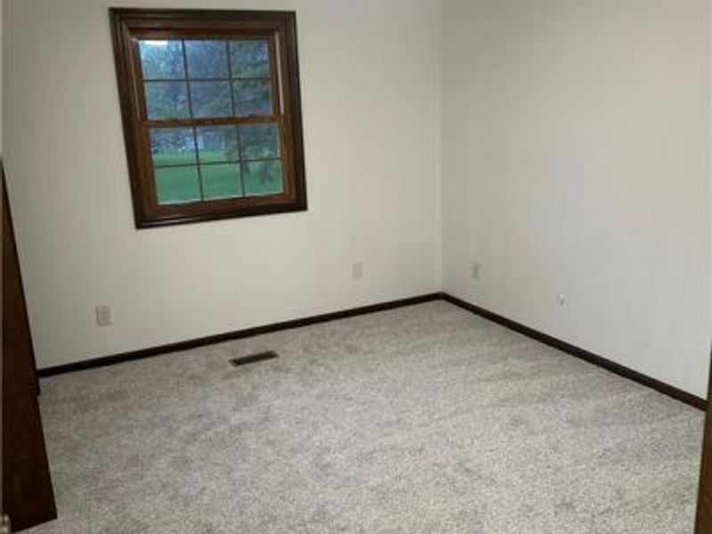 758 Oneida Drive, Springfield Township, OH 45502 Photo 13