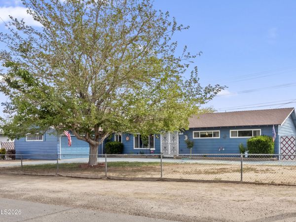 804 K Street, Hawthorne, NV 89415