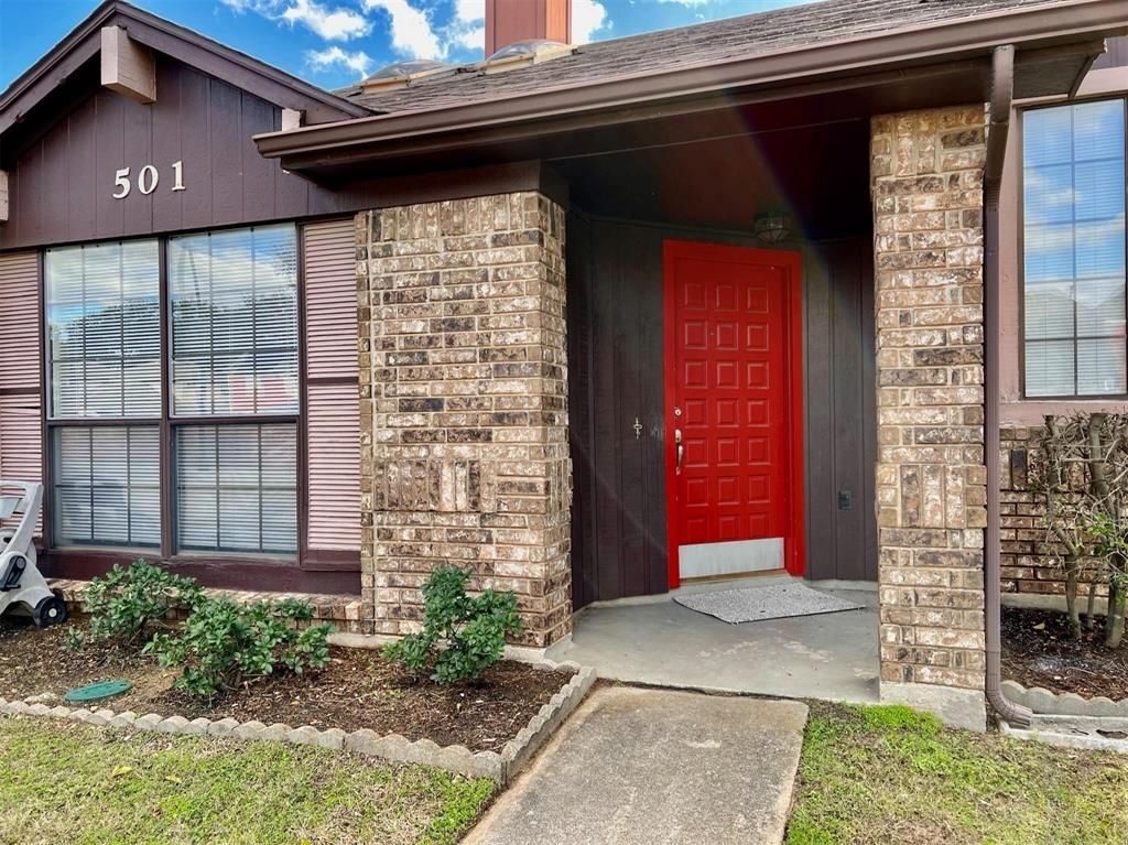 501 Parkway Boulevard, Coppell, TX 75019 Main Photo