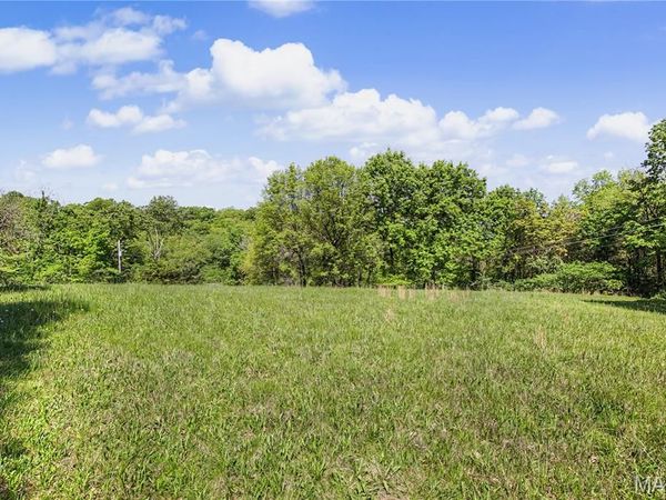 1 Demeree, House Springs, MO 63051