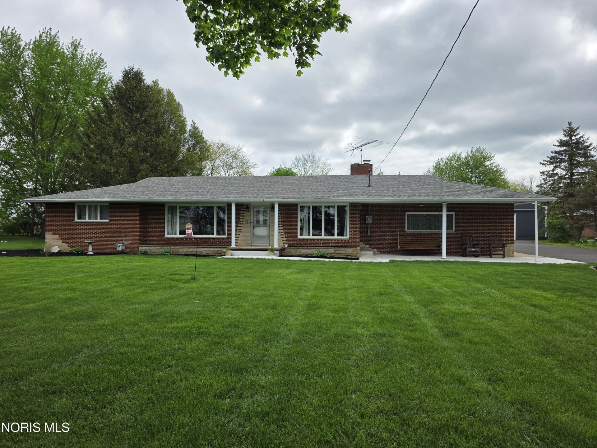 6320 State Route 109, Delta, OH 43515 Main Photo