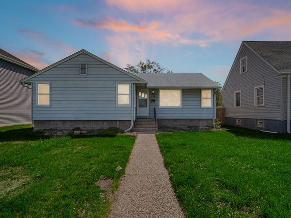 6525 California Avenue, Hammond, IN 46323