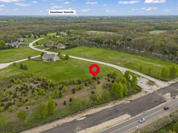 8032 Shadow Creek Lane , Yorkville, IL 60560