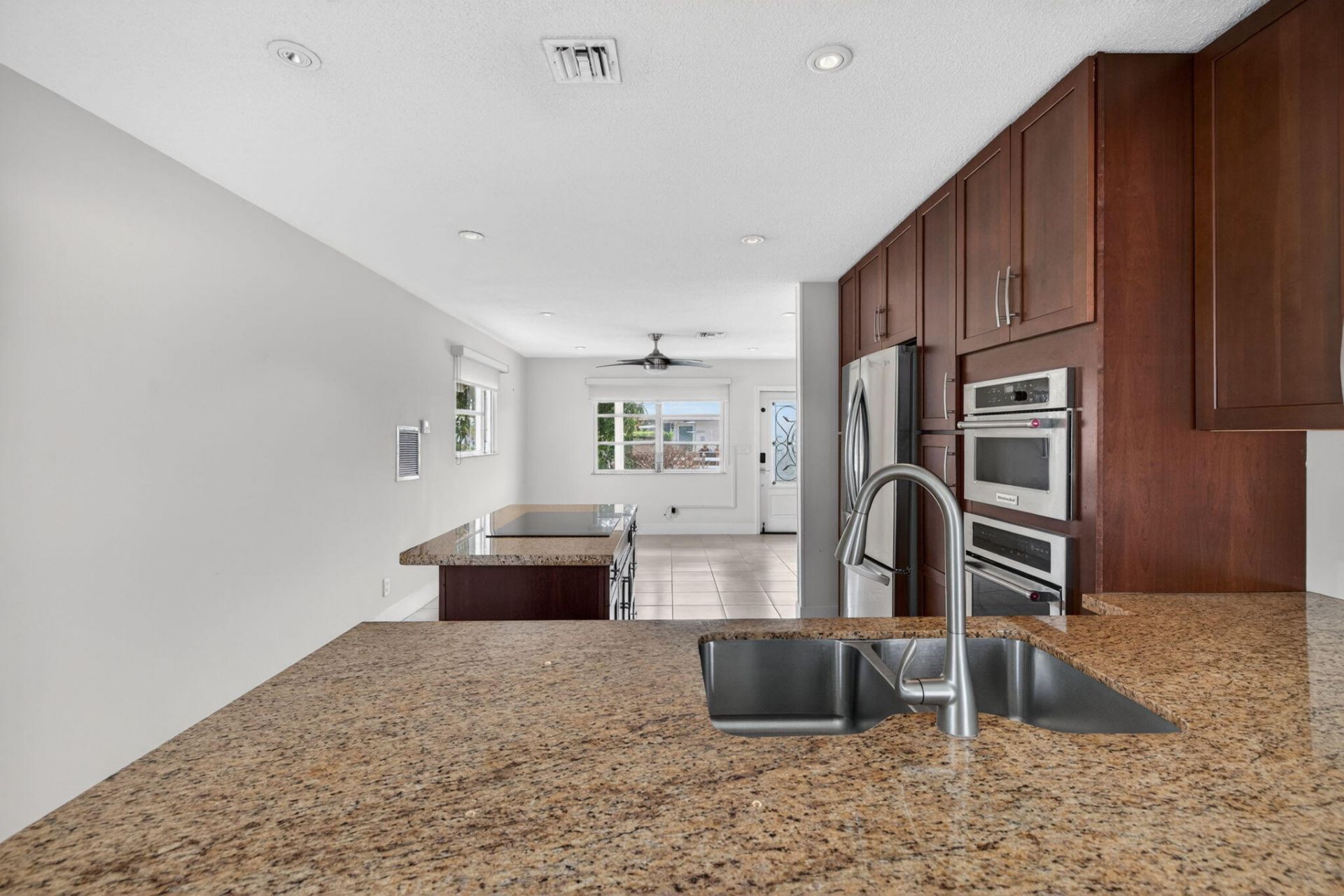 4579 NW 17th Terrace, Tamarac, FL 33309 Photo