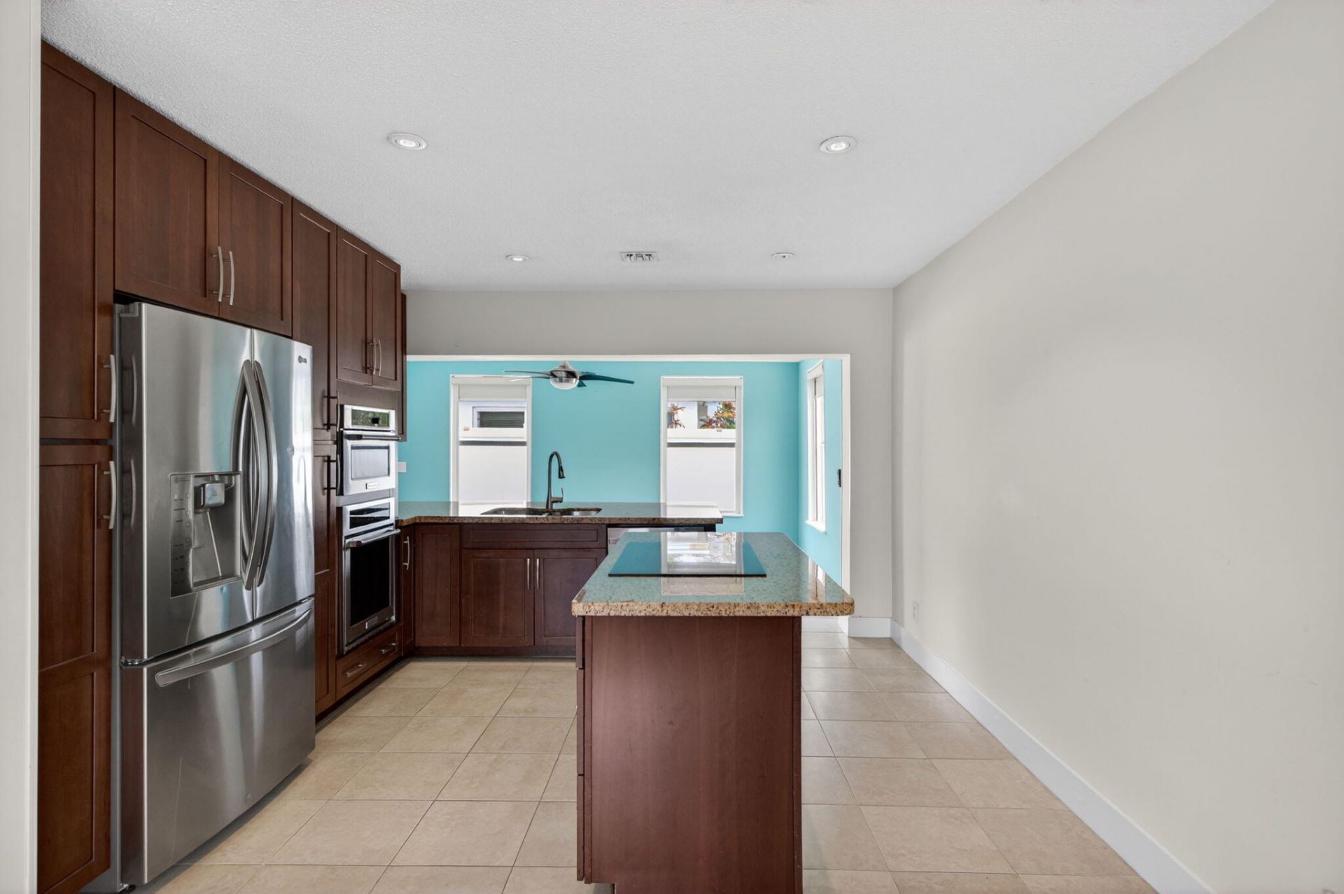 4579 NW 17th Terrace, Tamarac, FL 33309 Photo