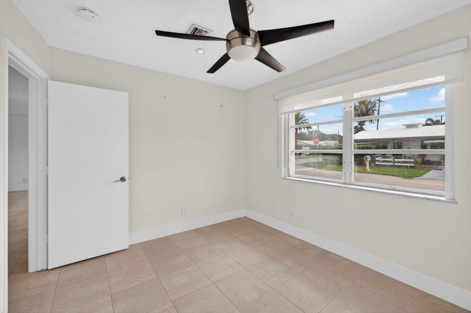 4579 NW 17th Terrace, Tamarac, FL 33309 Photo