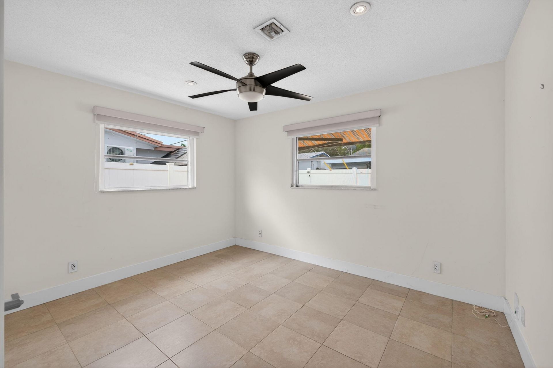 4579 NW 17th Terrace, Tamarac, FL 33309 Photo