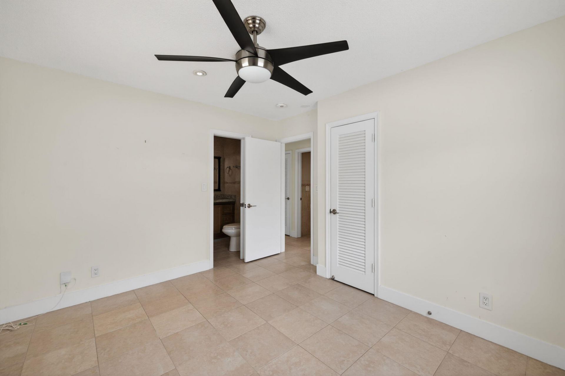 4579 NW 17th Terrace, Tamarac, FL 33309 Photo