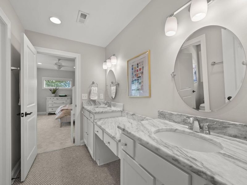 2095 Tremont Road, Columbus, OH 43221 Photo 53