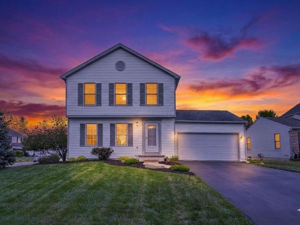 801 Whitehead Drive , Pataskala, OH 43062