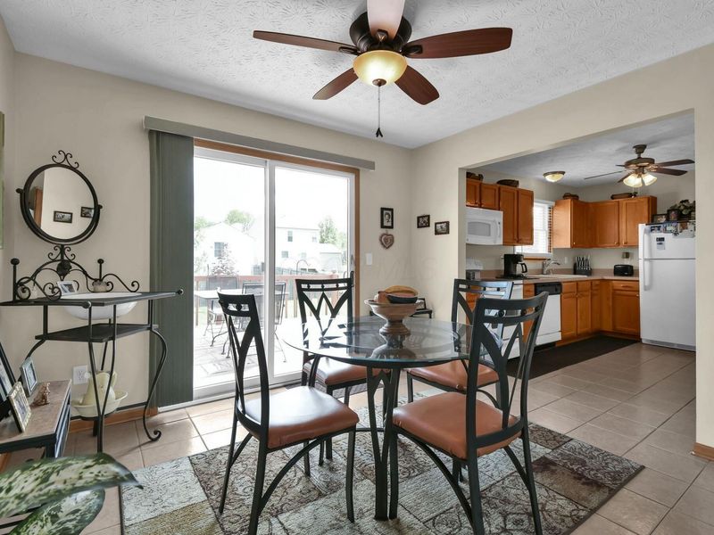 801 Whitehead Drive, Pataskala, OH 43062 Photo 8