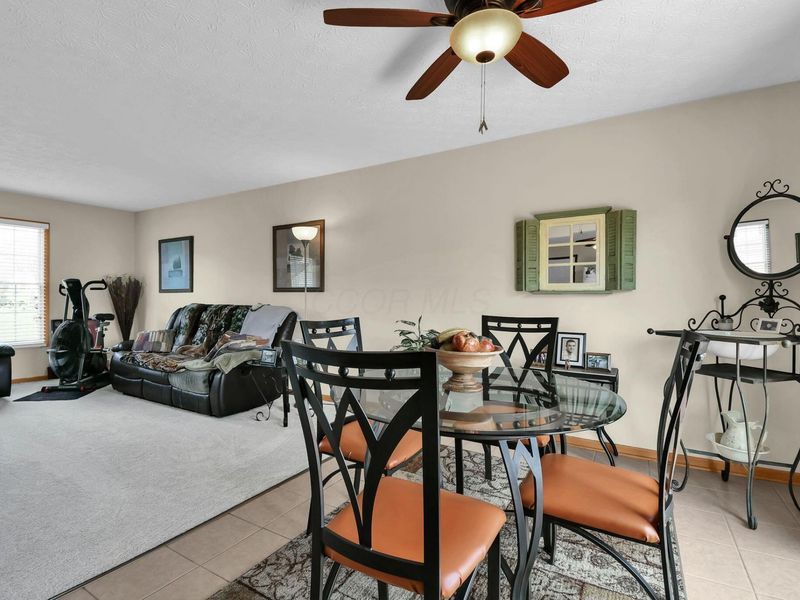 801 Whitehead Drive, Pataskala, OH 43062 Photo 9