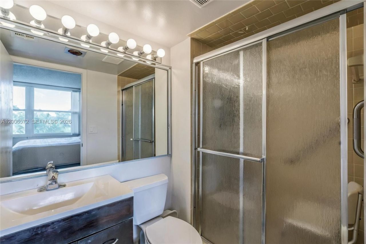 7610 NW 18th St, Unit 203, Margate, FL 33063 Photo