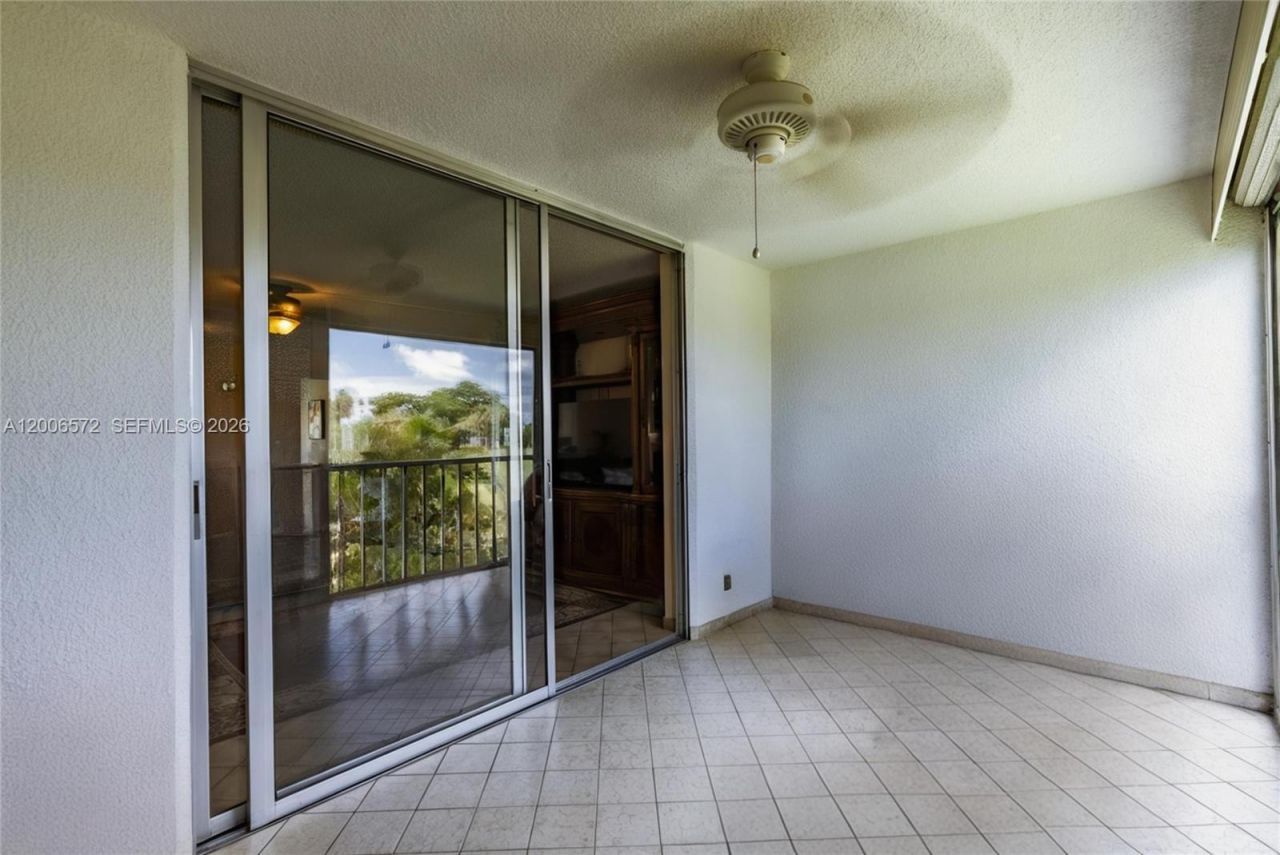 7610 NW 18th St, Unit 203, Margate, FL 33063 Photo