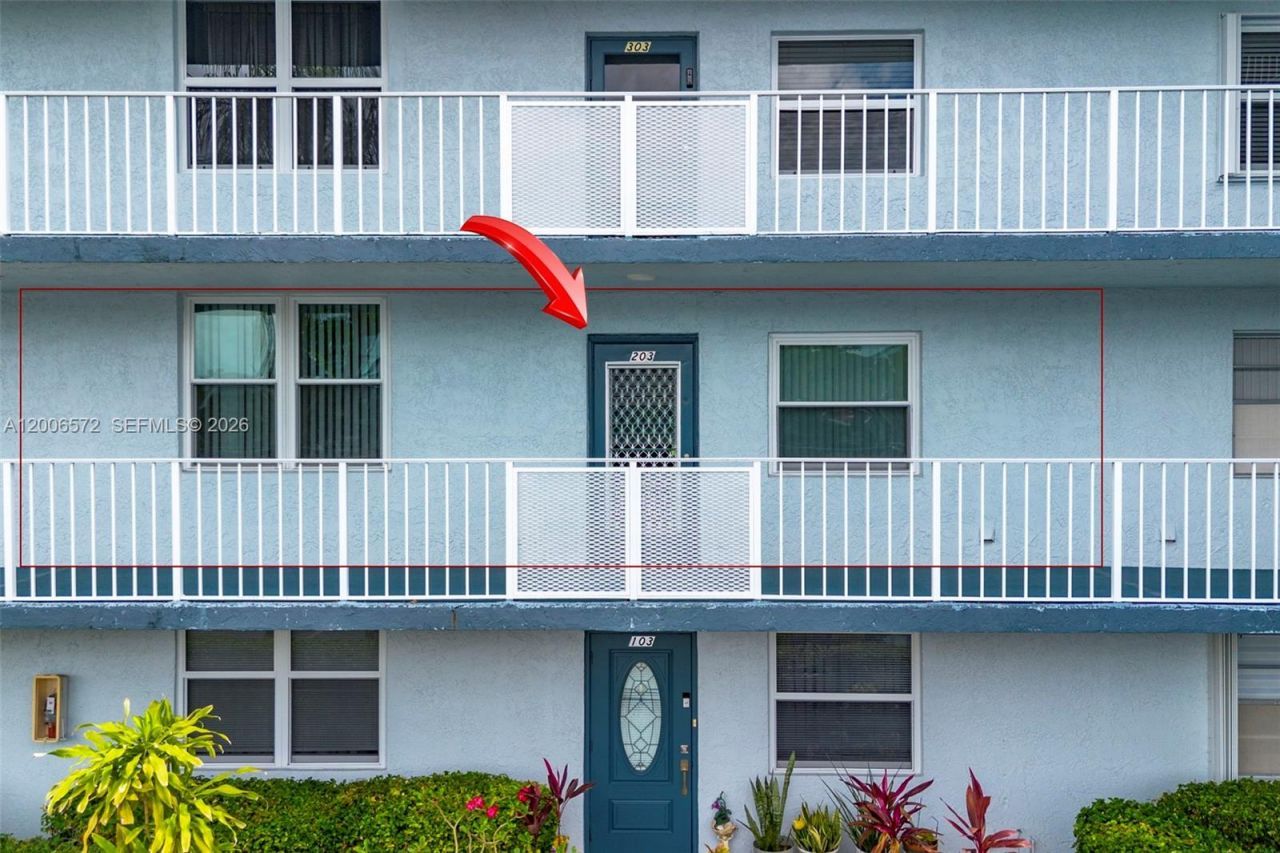 7610 NW 18th St, Unit 203, Margate, FL 33063 Photo