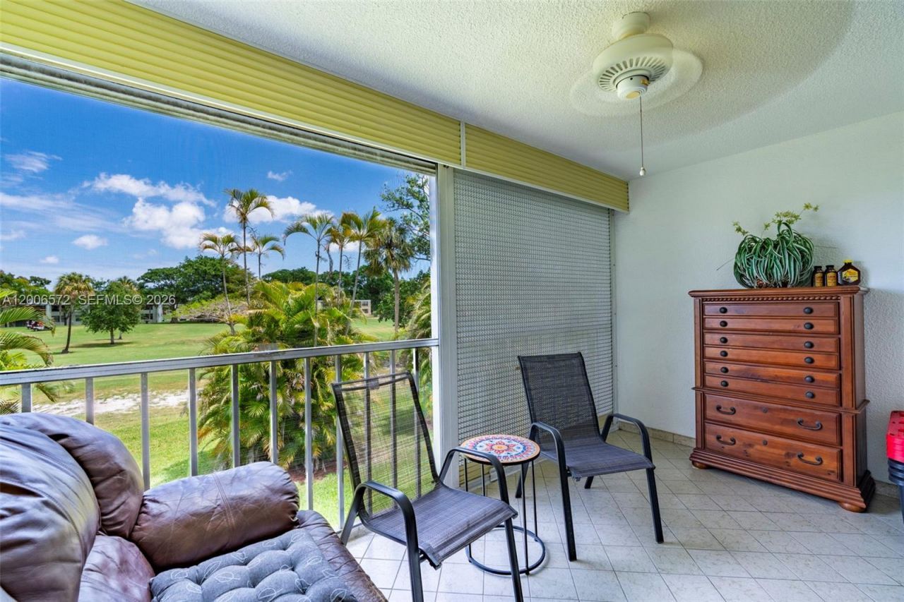 7610 NW 18th St, Unit 203, Margate, FL 33063 Photo