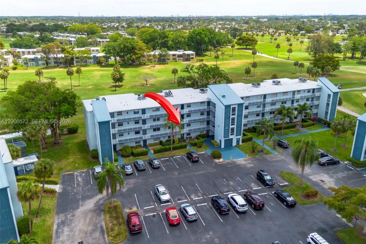 7610 NW 18th St, Unit 203, Margate, FL 33063 Photo