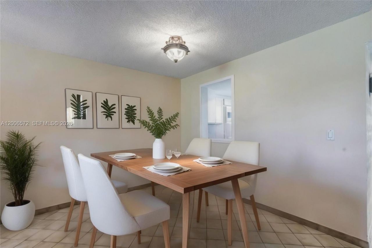 7610 NW 18th St, Unit 203, Margate, FL 33063 Photo