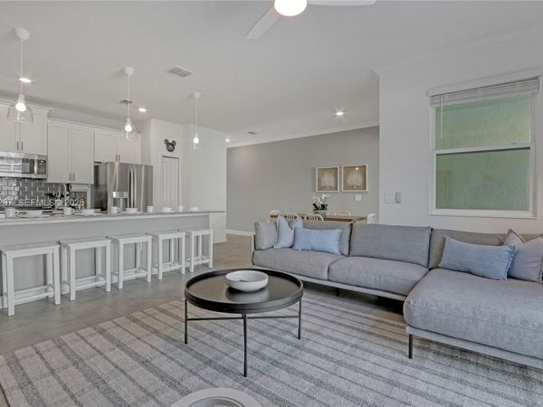 1136 Kingsbarn St, Davenport, FL 33896