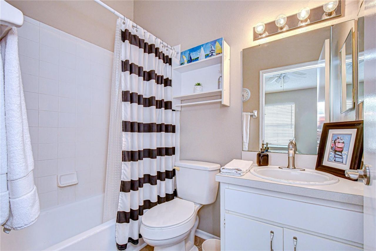6335 Bayside Key Drive, Tampa, FL 33615 Photo