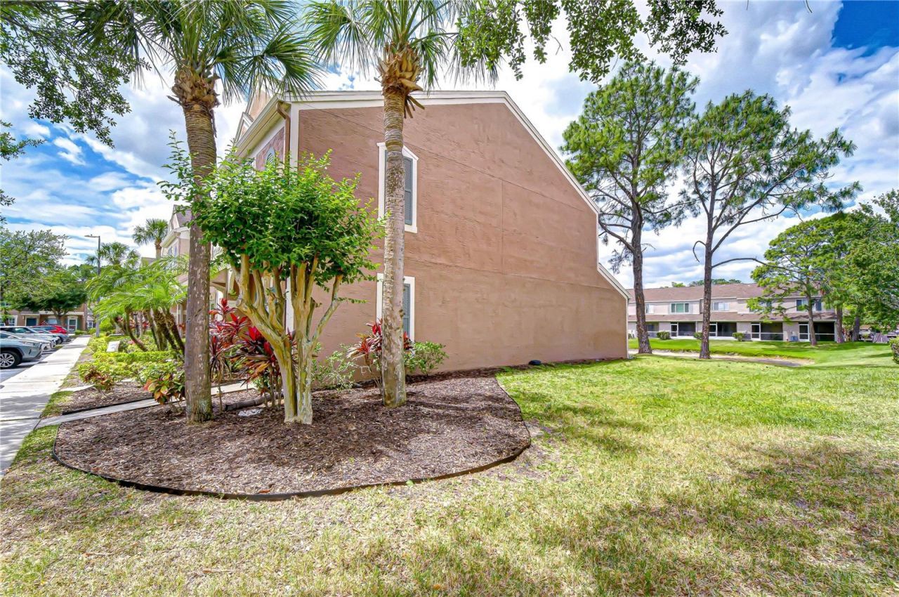 6335 Bayside Key Drive, Tampa, FL 33615 Photo