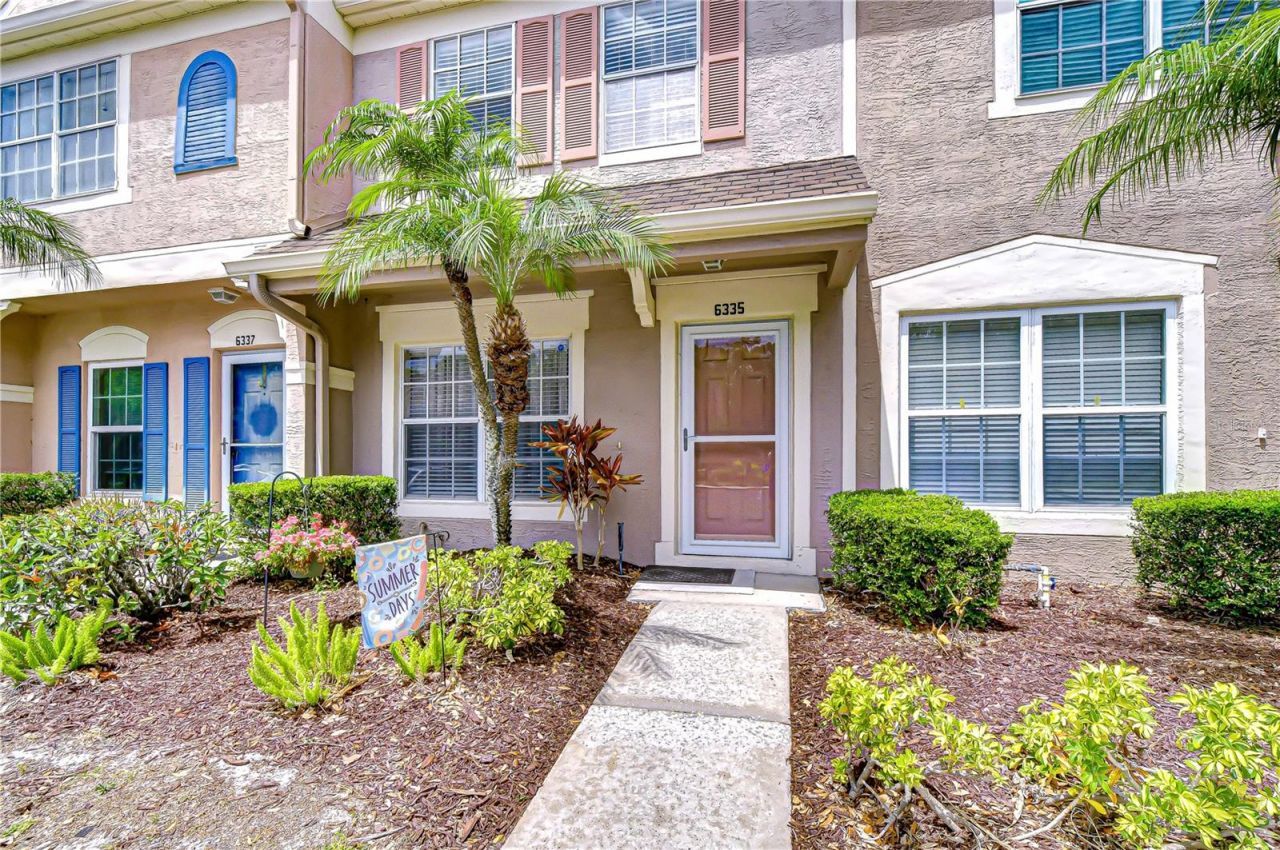 6335 Bayside Key Drive, Tampa, FL 33615 Photo