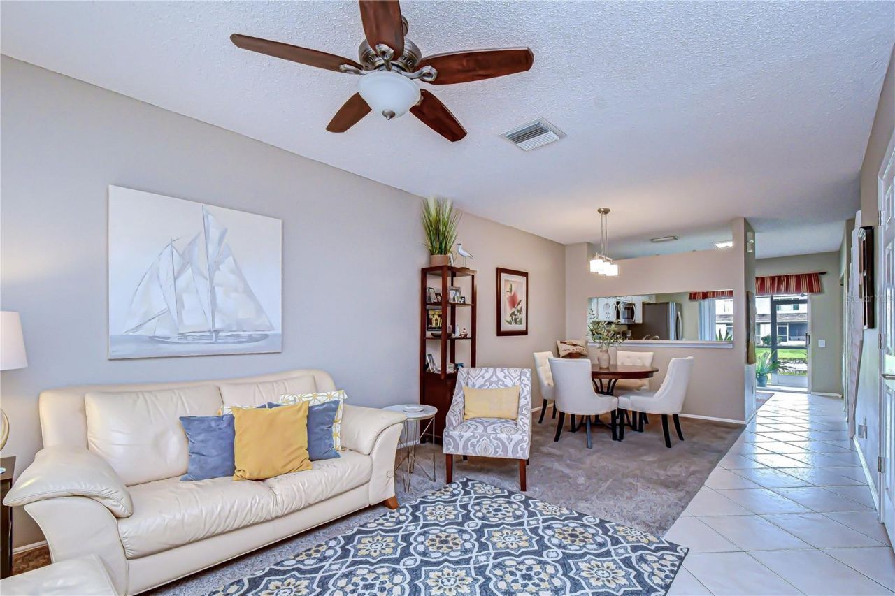 6335 Bayside Key Drive, Tampa, FL 33615 Photo