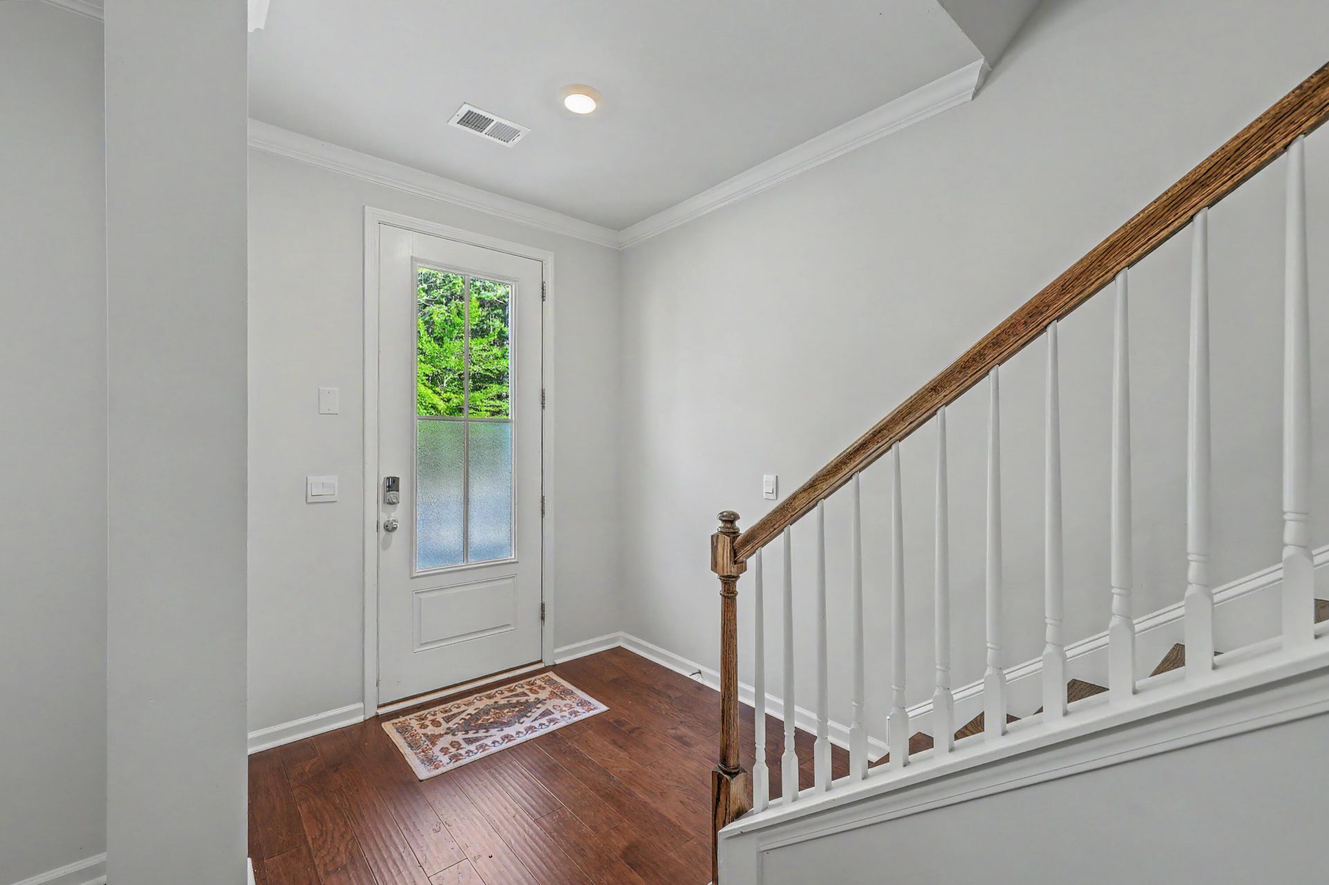 480 Oak View Way Photo 7
