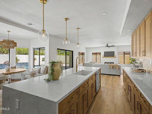 30641 N 41ST Way, Cave Creek, AZ 85331