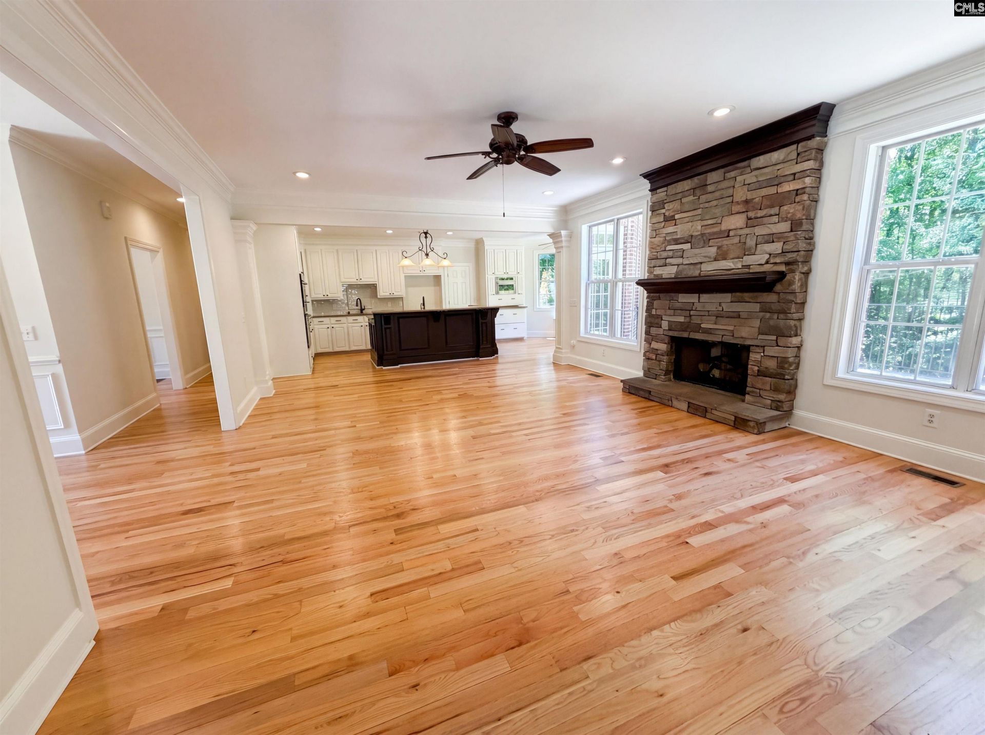 116 Crosscreek Drive Photo 7