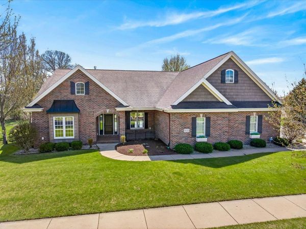 1642 Bellewood Drive, Waunakee, WI 53597