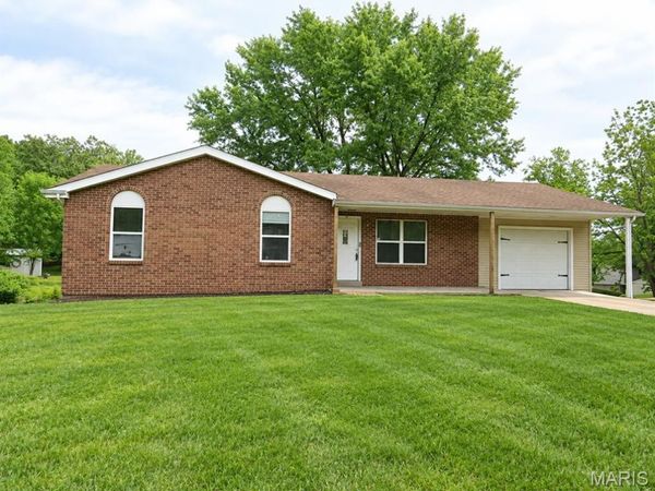1140 Sycamore Lane, St Clair, MO 63077