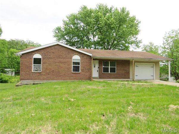 1140 Sycamore Lane , St Clair, MO 63077