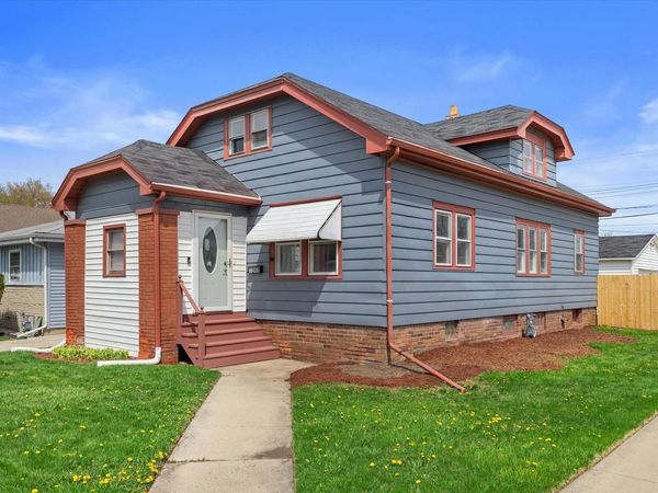 1949 Jay Eye See AVENUE, Racine, WI 53403