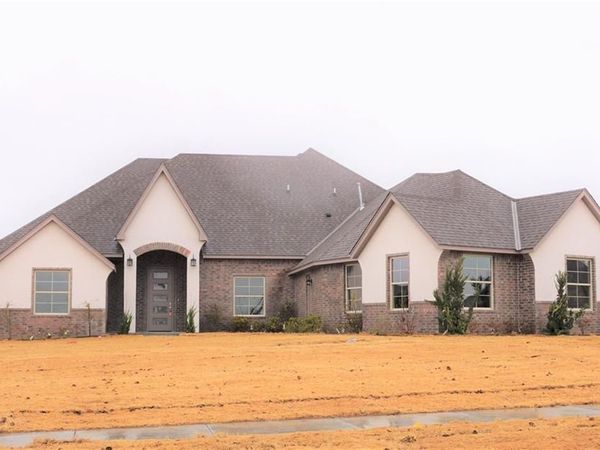 10825 NW 95th Street, Yukon, OK 73099