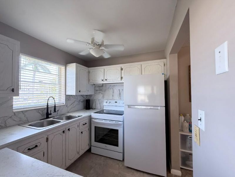 226 Windsor J, West Palm Beach, FL 33417 Photo
